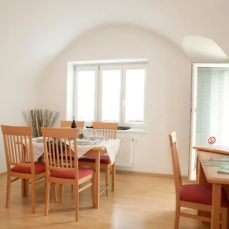 Raiffeisenhof Appartements Ehrenhausen Exterior photo