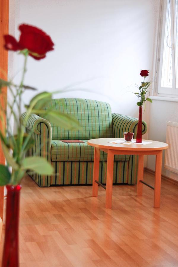 Raiffeisenhof Apartment *