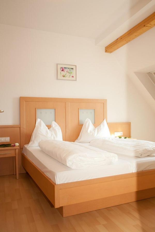 Raiffeisenhof Apartment *