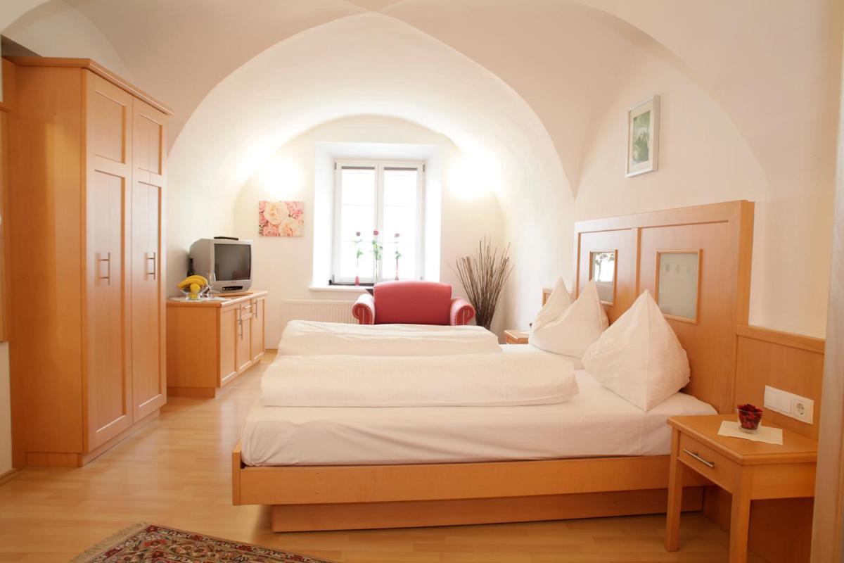 Raiffeisenhof Apartment Ehrenhausen