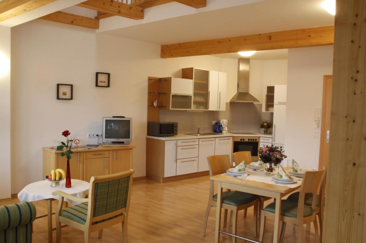 Raiffeisenhof Apartment *