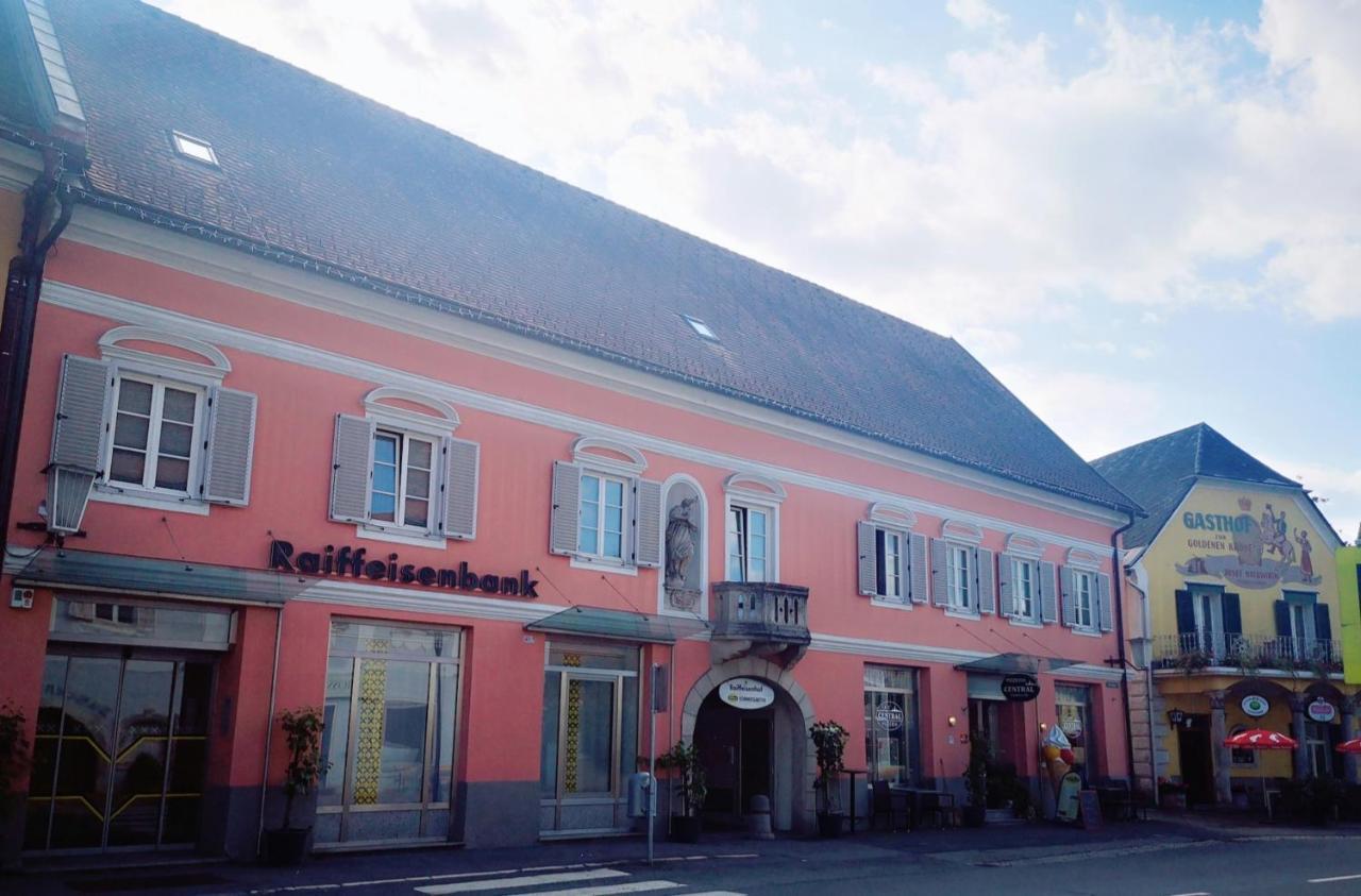 Raiffeisenhof *